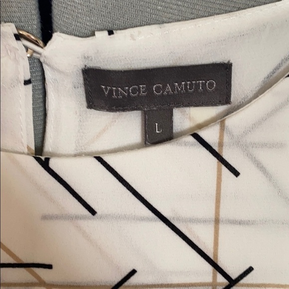Vince Camuto Tiered Shell - Picture 4 of 7